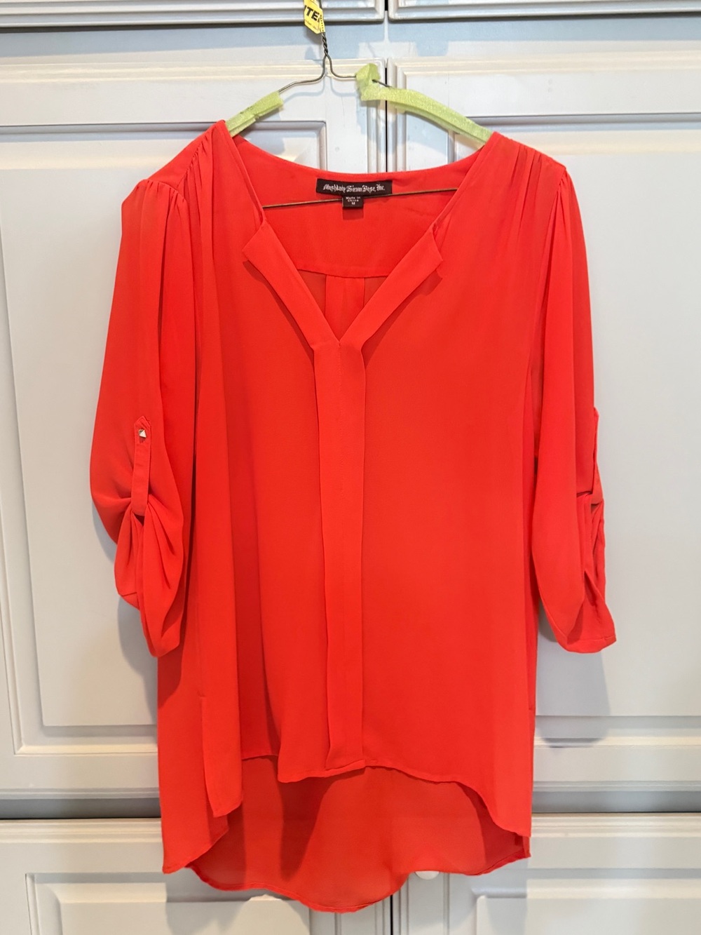 Mushka by Sienna Rose Coral V-Neck Roll-Tab Tunic